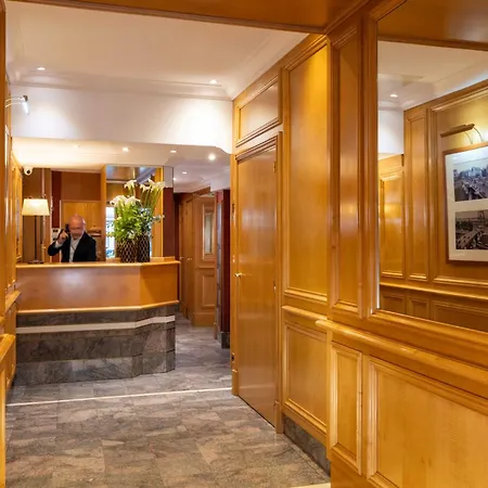 Royal Saint Michel 4* París