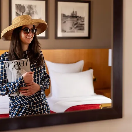 로열 세인트 미셸 호텔 4*