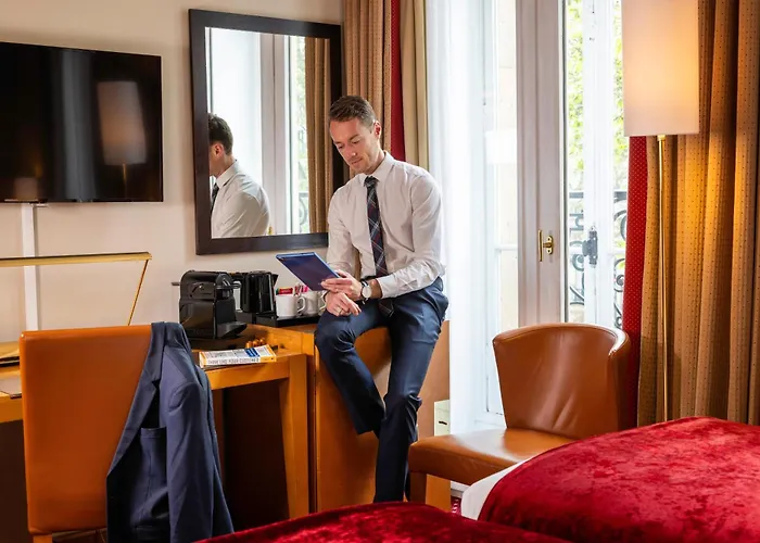 Отель Royal Saint Michel Париж