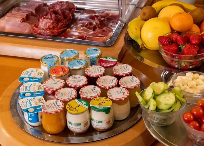 Royal Saint Michel 4* Париж