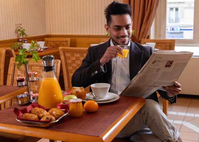 Отель Royal Saint Michel 4*