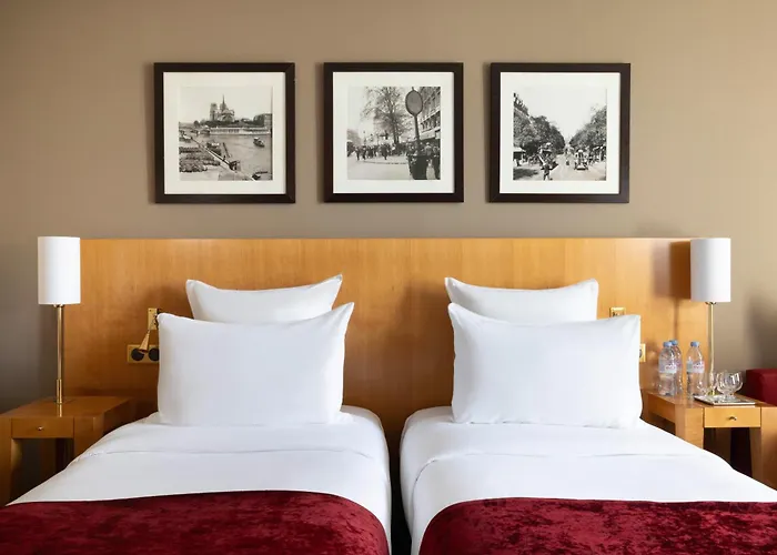 Отель Royal Saint Michel