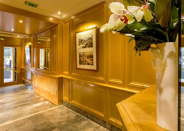 Royal Saint Michel פריז